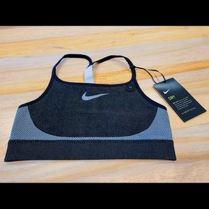 Nike Dry Girls Training Sports Bra